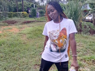 צ'אט וידאו ארוטי Creamymomma