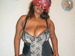 צ'אט וידאו ארוטי CallyCaliente