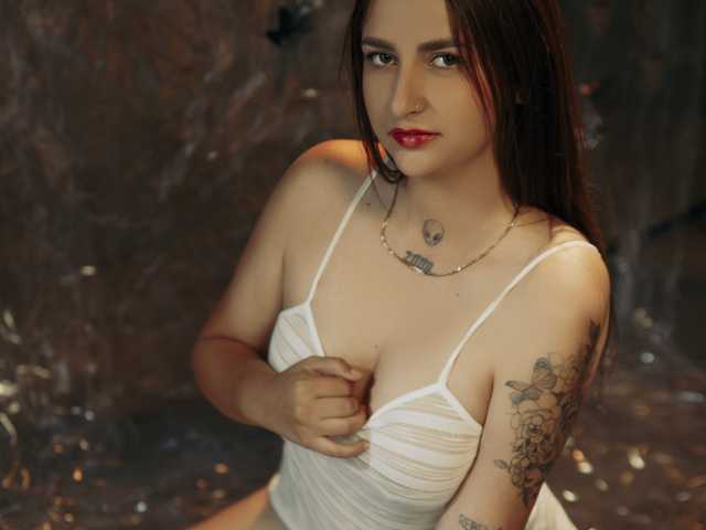 תמונה של הפרופיל cristallangell