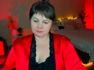 צ'אט וידאו ארוטי CrystaalStaar