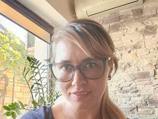 צ'אט וידאו ארוטי Elegant00Girl