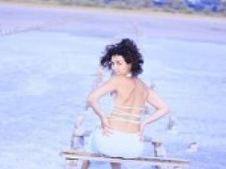 צ'אט וידאו ארוטי curlykate