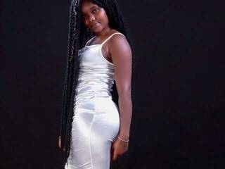 צ'אט וידאו ארוטי curvedhurny