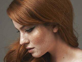 צ'אט וידאו ארוטי Dok_Honey