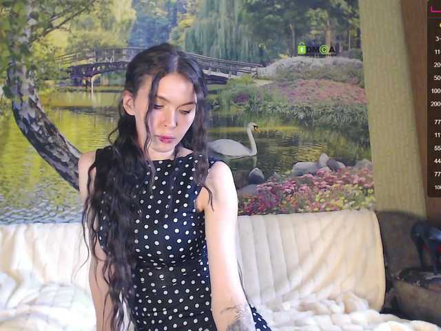 צילומי מסך משודרים EVERGLOW