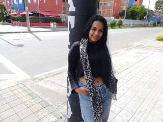 צ'אט וידאו ארוטי CuteFenix