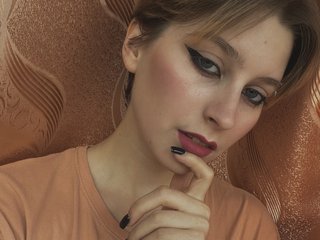 צ'אט וידאו ארוטי CuteKitty19