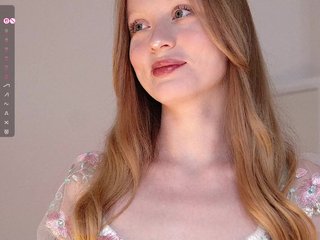 צ'אט וידאו ארוטי Cute_Shine