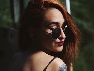 צ'אט וידאו ארוטי cutie-paulina
