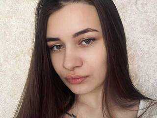 צ'אט וידאו ארוטי CutieVika