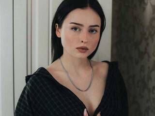 צ'אט וידאו ארוטי CutieWild