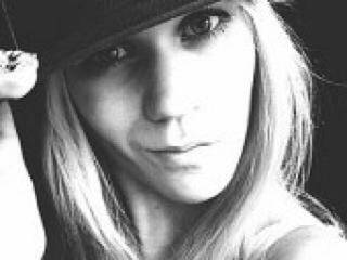 צ'אט וידאו ארוטי daeneryyys