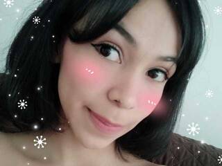 צ'אט וידאו ארוטי DairaDiary