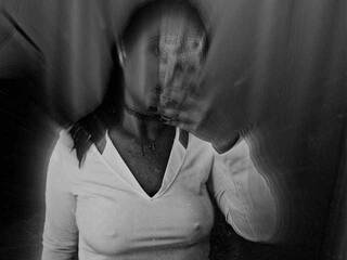 צ'אט וידאו ארוטי Daisy-Chilli