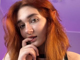 צ'אט וידאו ארוטי DaisyLee07