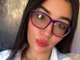 צ'אט וידאו ארוטי DakotaMoretti