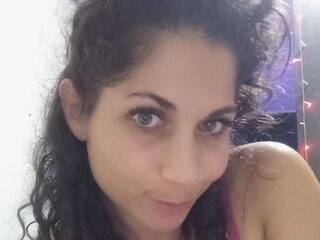 צ'אט וידאו ארוטי DALIA-2004