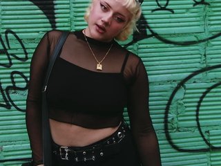 צ'אט וידאו ארוטי Dalia-tay