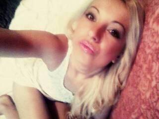 צ'אט וידאו ארוטי dameokeanna