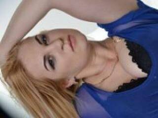 צ'אט וידאו ארוטי damiya