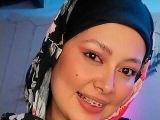 צ'אט וידאו ארוטי DanaAlabi