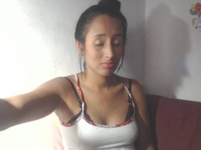 צילומי מסך משודרים danahot1