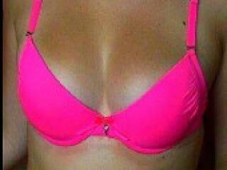 צ'אט וידאו ארוטי danetta