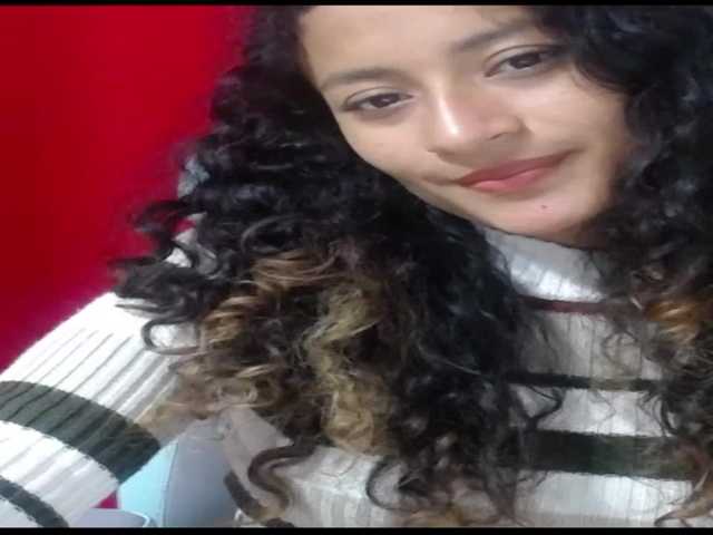 צילומי מסך משודרים Dani-Nealy