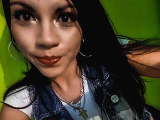 צ'אט וידאו ארוטי Daniela-Arias