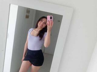 צ'אט וידאו ארוטי DanikaDeep