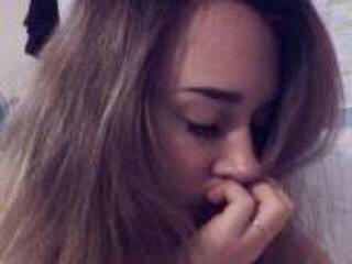 צ'אט וידאו ארוטי dannaaa