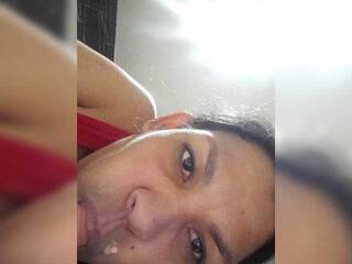 צ'אט וידאו ארוטי Dannapez