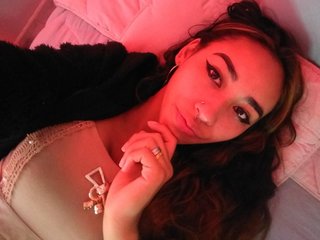 צ'אט וידאו ארוטי danni-gomez