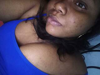 צ'אט וידאו ארוטי daphnee024