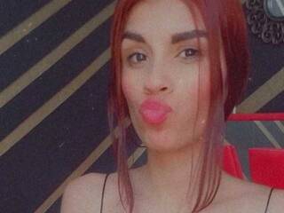 צ'אט וידאו ארוטי DaphneTaylor