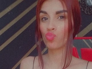 צ'אט וידאו ארוטי DaphneTaylor