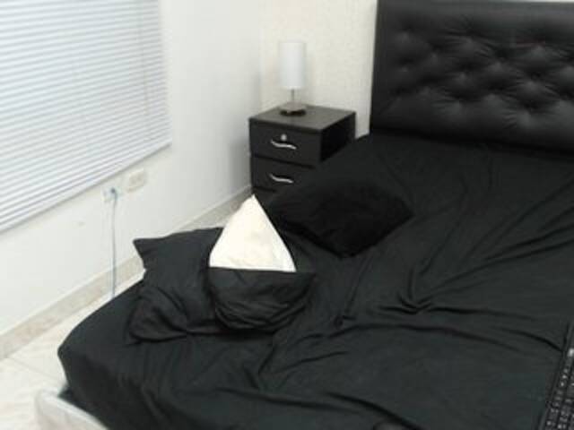 צילומי מסך משודרים dara-smith