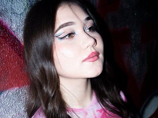 צ'אט וידאו ארוטי DarianaGrey