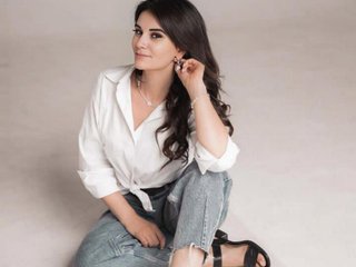 צ'אט וידאו ארוטי DarinaKarlotta