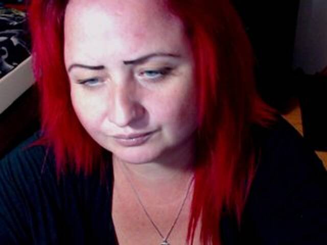 צילומי מסך משודרים KinkyDomina