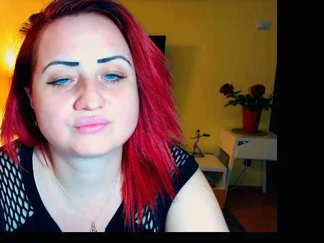 צילומי מסך משודרים KinkyDomina