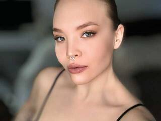 צ'אט וידאו ארוטי DarlingE