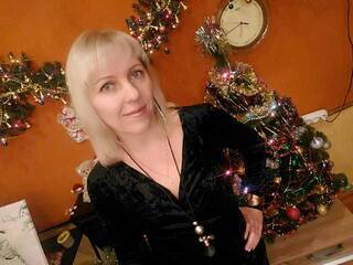 צ'אט וידאו ארוטי DashaRoland