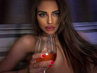 צ'אט וידאו ארוטי Dashakisaa