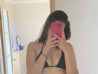 צ'אט וידאו ארוטי Dashyllik