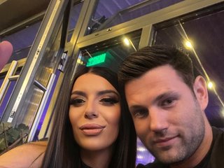 צ'אט וידאו ארוטי Daveeveline21