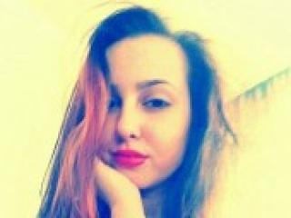 צ'אט וידאו ארוטי dayna