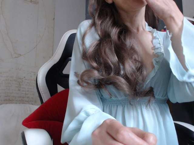 צילומי מסך משודרים DeesseDivine