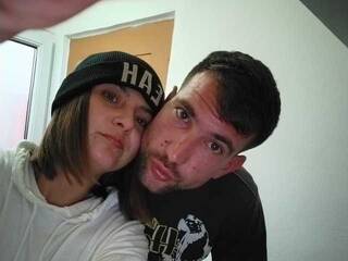 צ'אט וידאו ארוטי deeDUloveBen