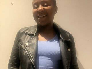 צ'אט וידאו ארוטי deliciousM